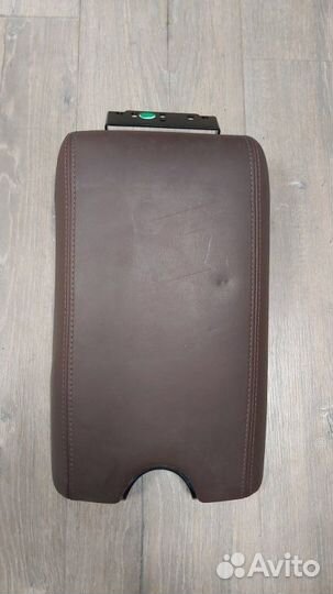 Подлокотник Infiniti Ex35 1 поколение VQ35HR 2008