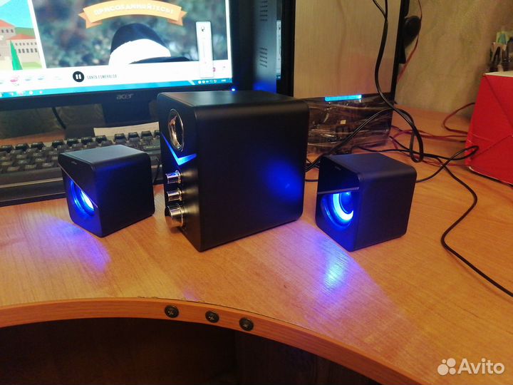 Активные колонки 2.1 (11вт.,с усилителем)