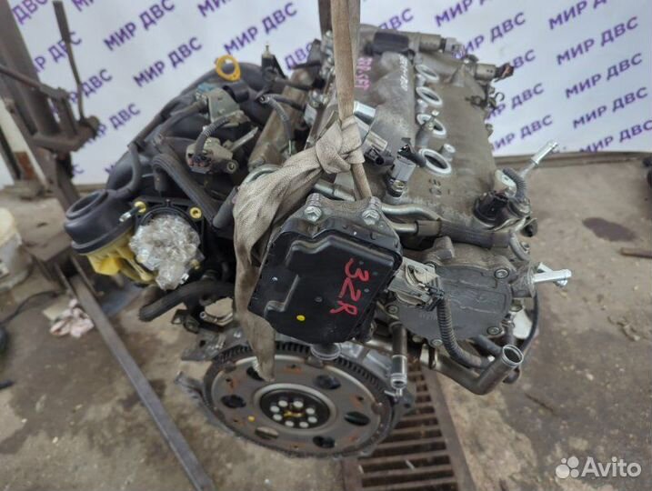 Двигатель Toyota Avensis T270 3ZR-FAE 2010