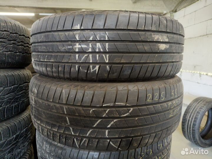 Bridgestone Turanza T005 225/55 R19