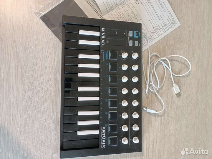 Arturia minilab mk2/ Midi клавиатура