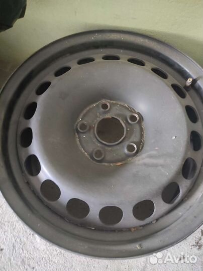 Штампованные диски r16 Skoda Octavia