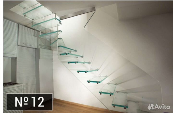 Лестница из стекла