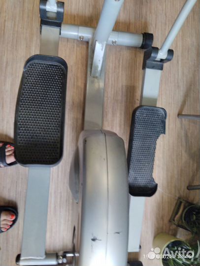 Эллиптический тренажер torneo