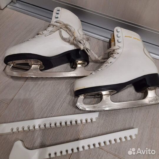 Продам коньки