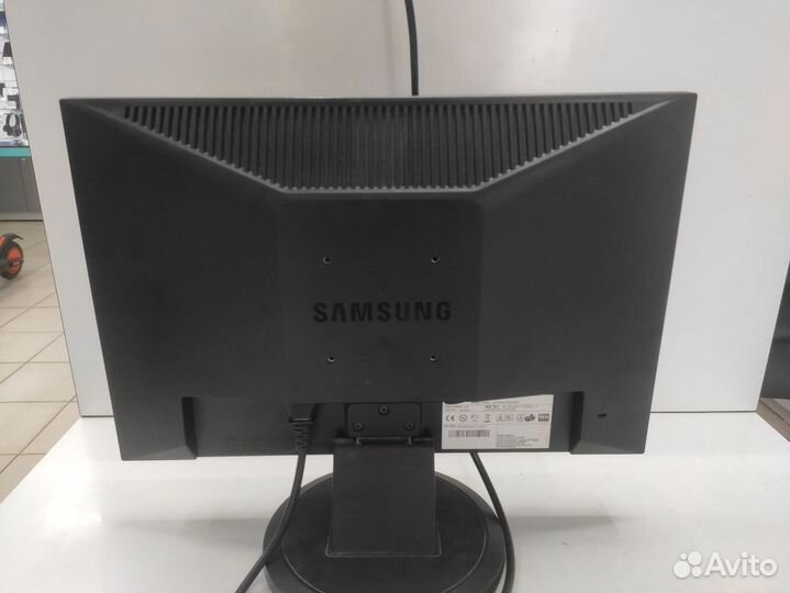 Мониторы Samsung SyncMaster 923NW