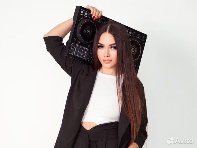 Диджей Девушка DJ + Оборудование, Москва