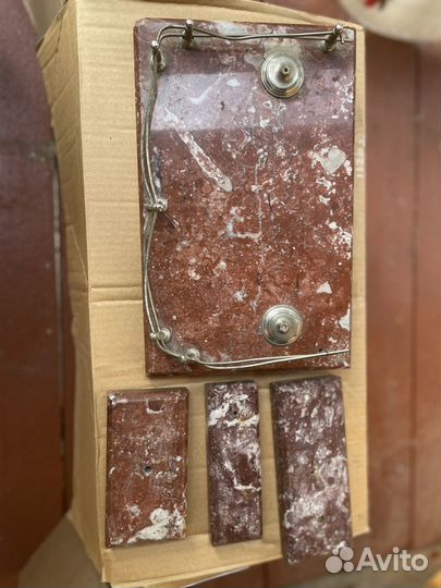 Куски натурального камня, гранит