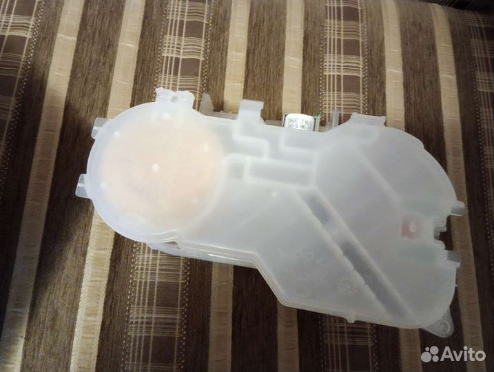 Бачок для соли посудомоечной машины bosch12026873