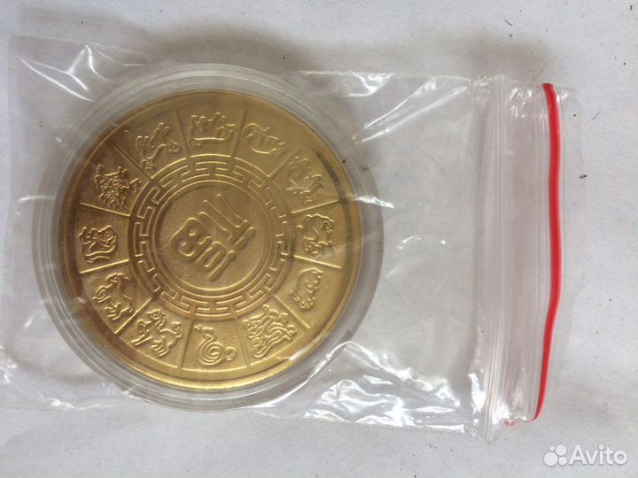 Сувенирная монета год крысы