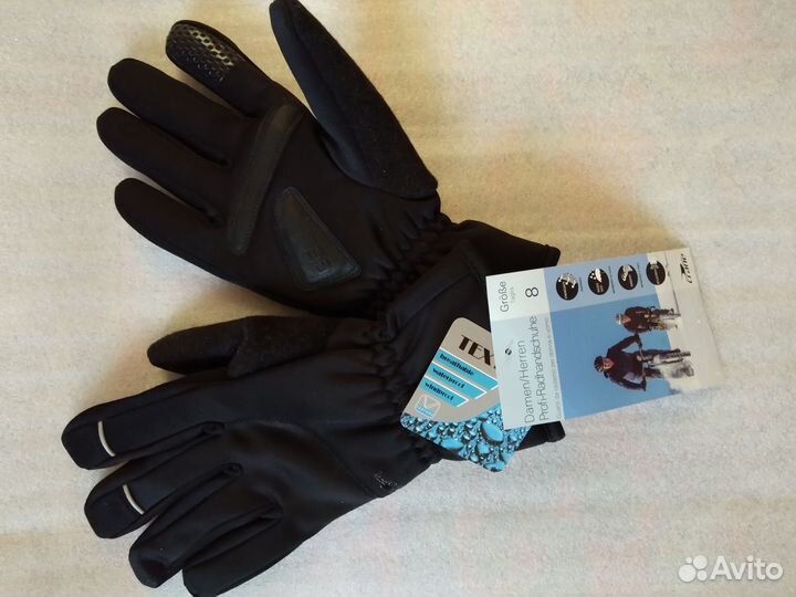 Спортивные перчатки