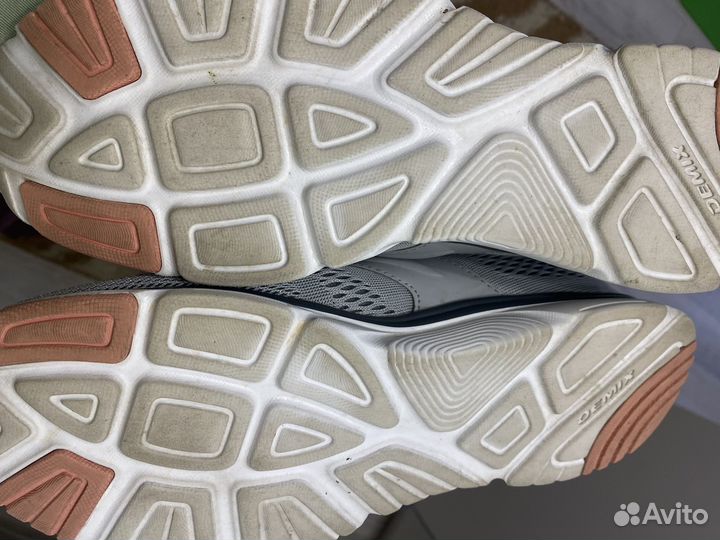 Кроссовки женские demix 40