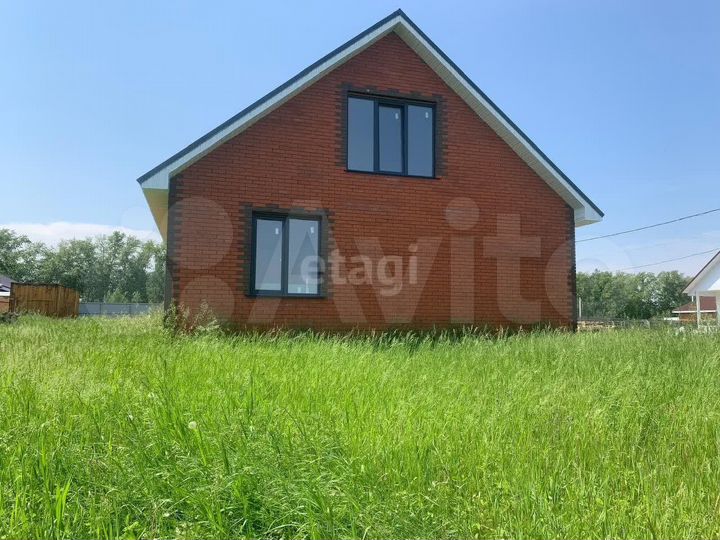 Дом 158,9 м² на участке 6,4 сот.