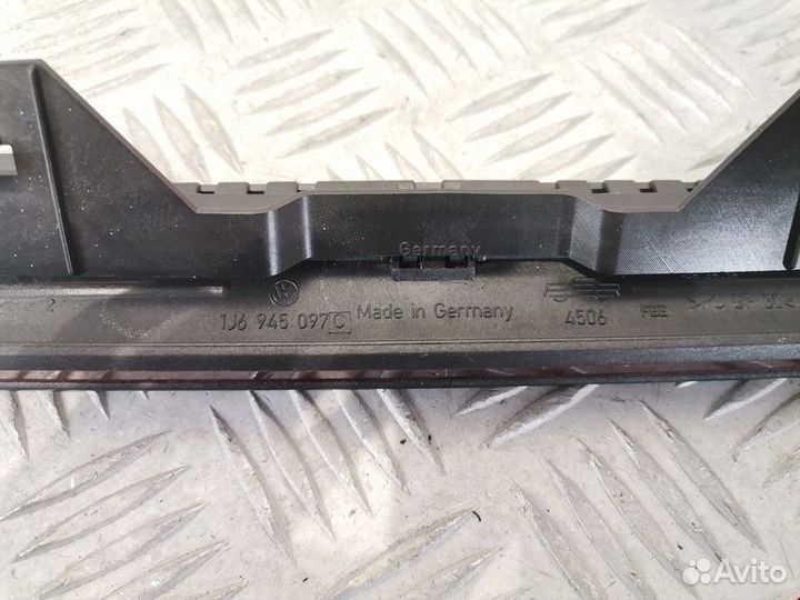 Стоп-сигнал Ford Galaxy рест. 2003 1121559