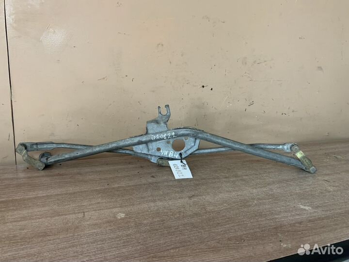 Трапеция стеклоочистителя Volkswagen Passat B4