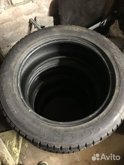 Nokian Tyres Hakkapeliitta 7 215/55 R17