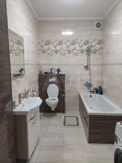 Дом 228 м² на участке 9 сот.