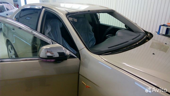 Лобовое стекло на Шевроле Эпика