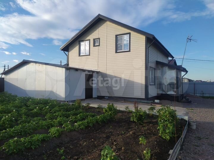 Дом 160 м² на участке 9 сот.