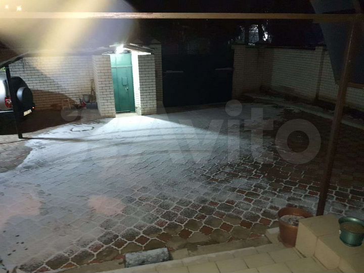 Дом 296 м² на участке 6 сот.