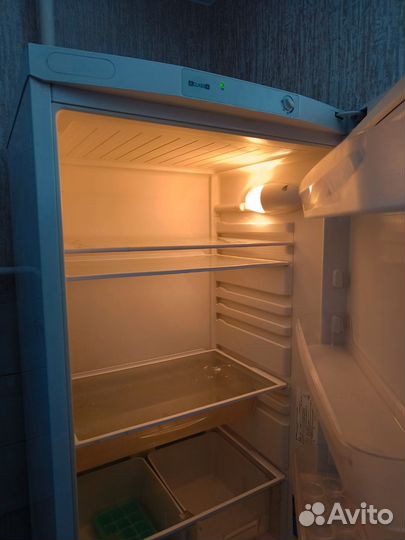 Холодильник indesit