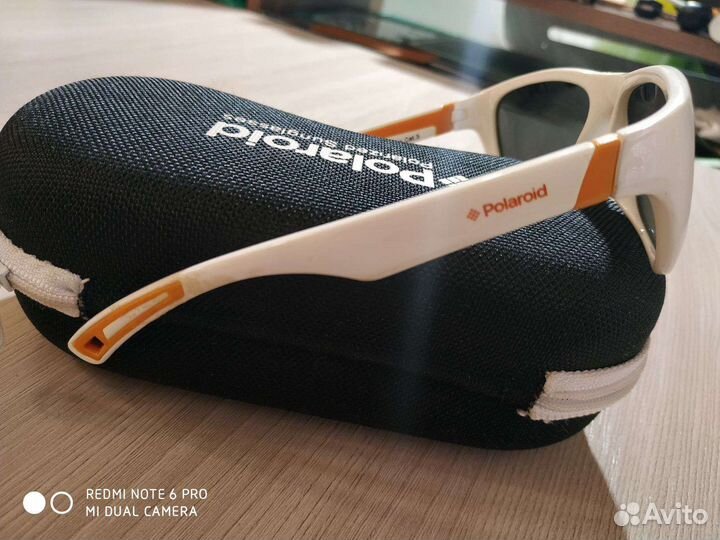 Солнцезащитные очки polaroid