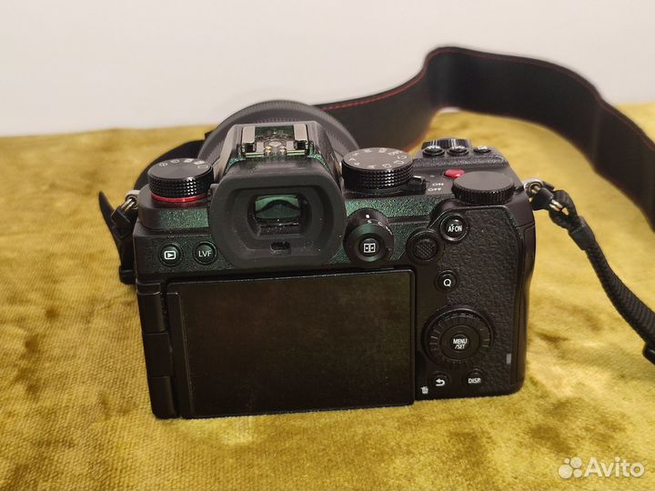 Беззеркальная камера Panasonic DC-S5 Kit 20-60mm