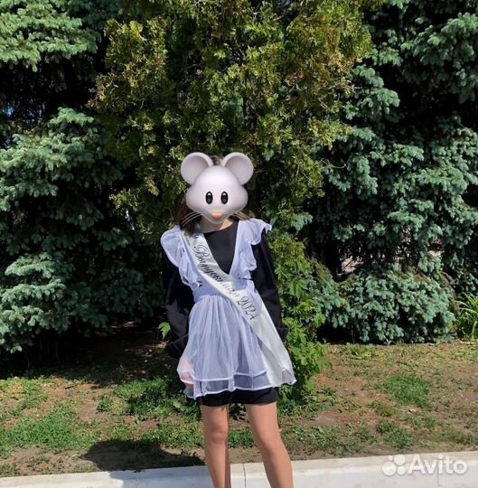 Белый школьный фартук