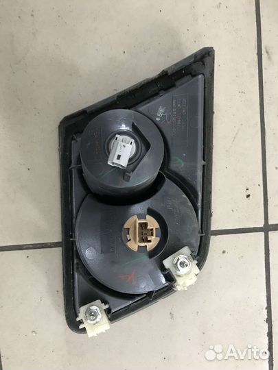 Задний фонарь в крышку Mazda 6 GG седан