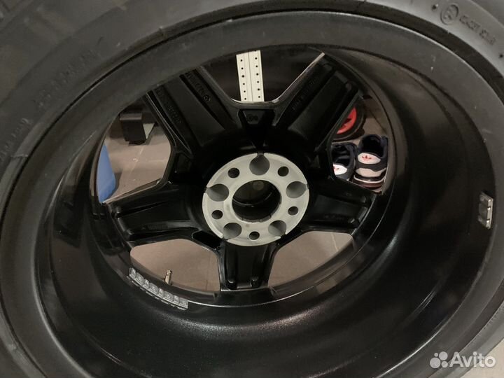 Колеса на mercedes R18 AMG