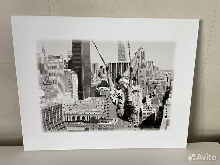 Фотография ч/б на сатиновом холсте 650 х h.500 мм