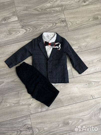 Костюм на мальчика 98