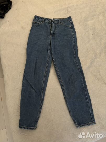 Джинсы мом