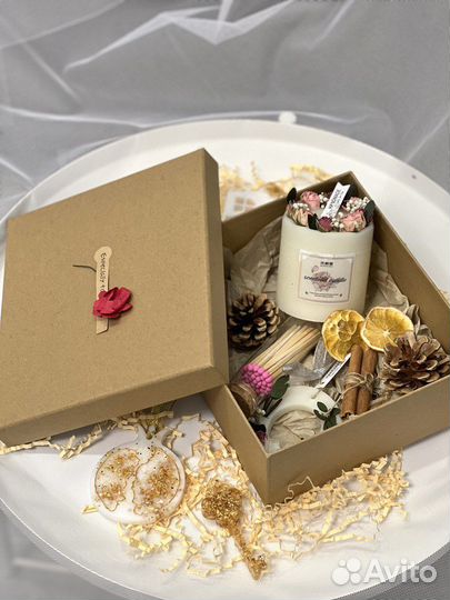 Подарочный набор ароматических свечей