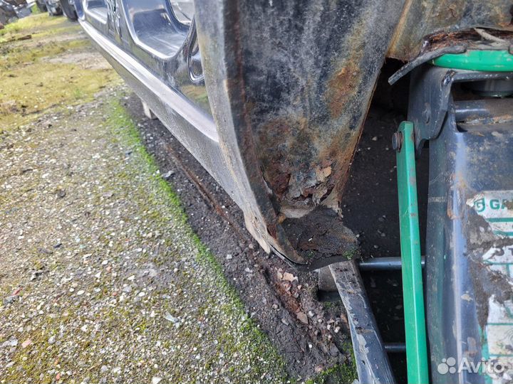 Порог левый на Ford Focus 2 седан