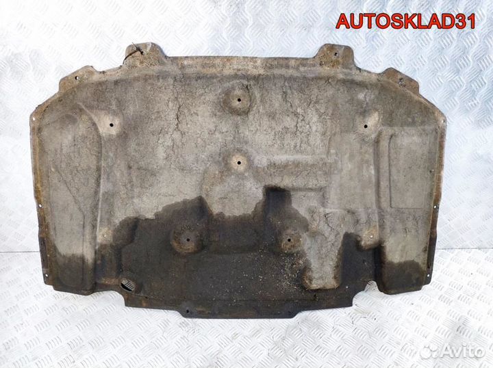 Шумоизоляция капота Opel Omega B с клипсами