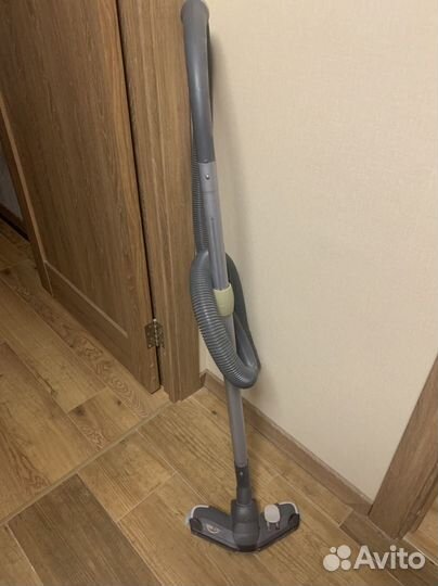 Пылесос Philips FC8950 AquaAction