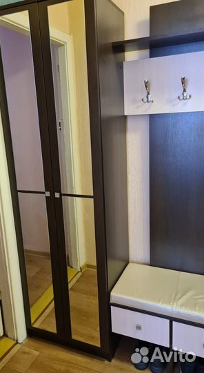 Продам прихожую