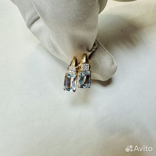 Золотые серьги с топазом и фианитами(20080)