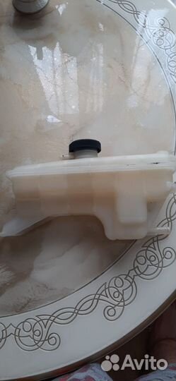 Расширительный бачок Toyota Raf 4