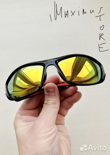 Спортивные поляризационные очки чёрно-красные