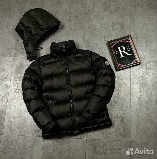 Зимние куртки Moncler