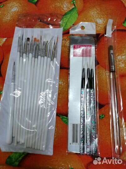 Кисти для маникюра