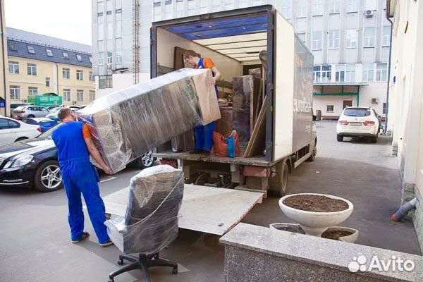 Грузоперевозки Доставка Дивана с Грузчиками