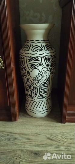 Продаю комплект из 2 наполных ваз