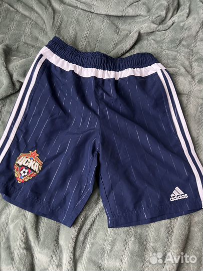 Футбольные шорты adidas