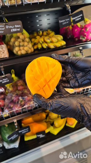 Манго свежее из Таиланда