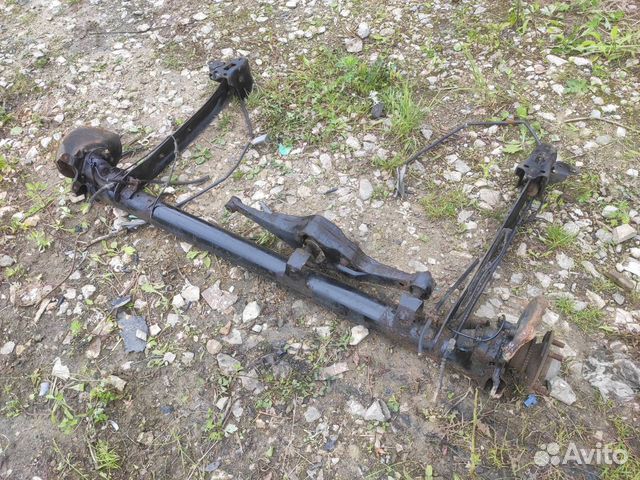 Балка подвески задняя Nissan Almera N16