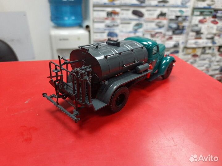 Легендарные грузовики СССР №33, Д-251