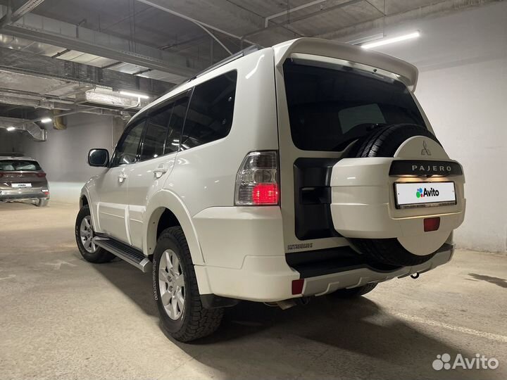 Mitsubishi Pajero 3.0 AT, 2011, 110 300 км